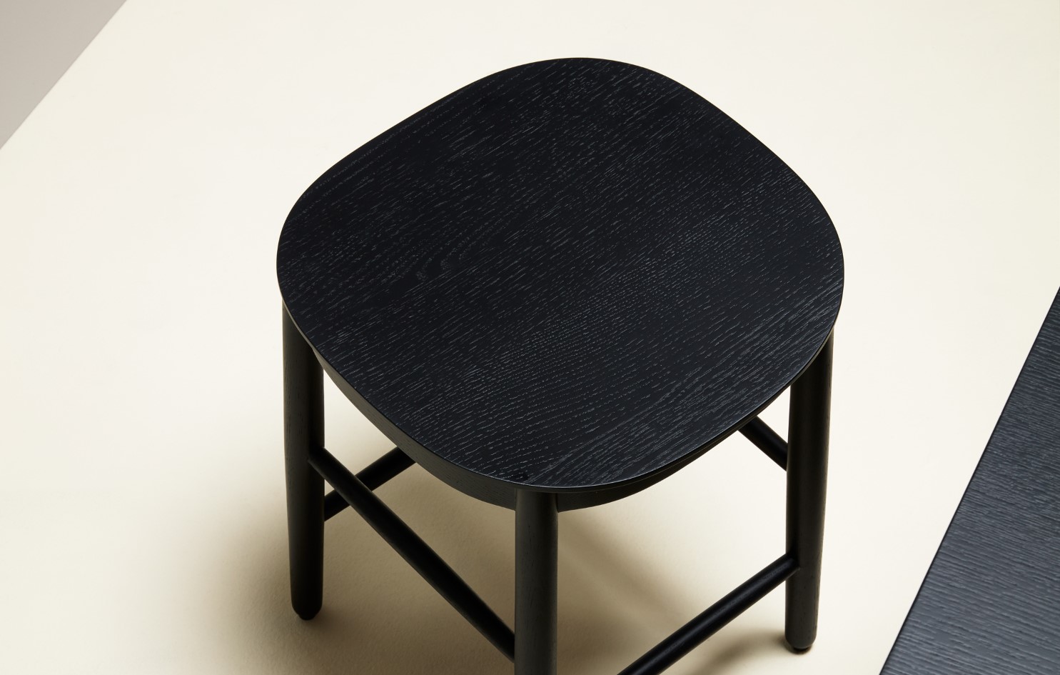 Fogia Figurine Barstool